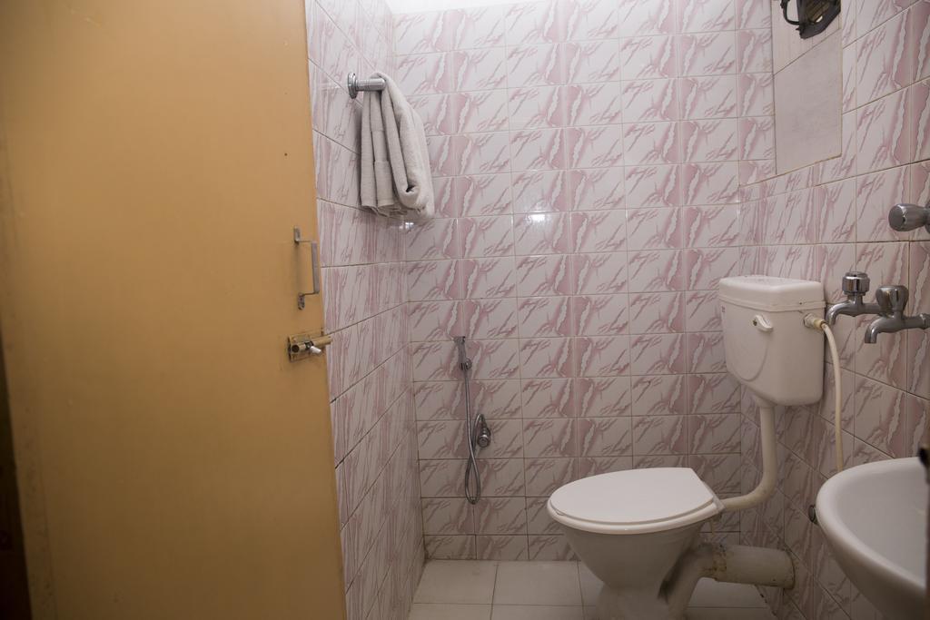 Oyo 1359 Hotel Best Inn Bhubaneswar Dış mekan fotoğraf
