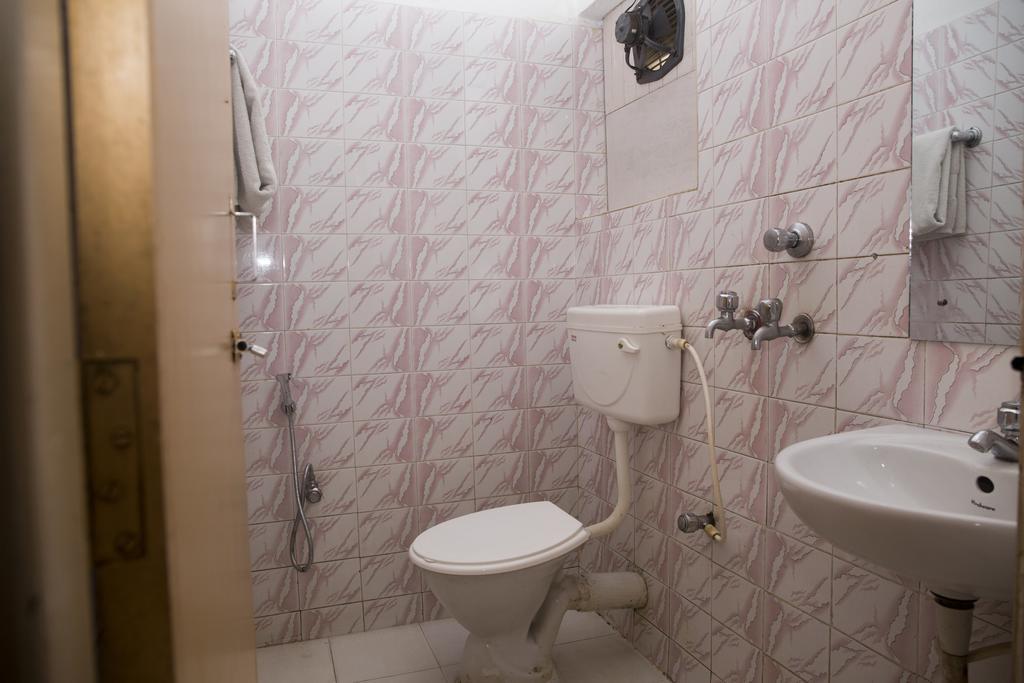 Oyo 1359 Hotel Best Inn Bhubaneswar Dış mekan fotoğraf