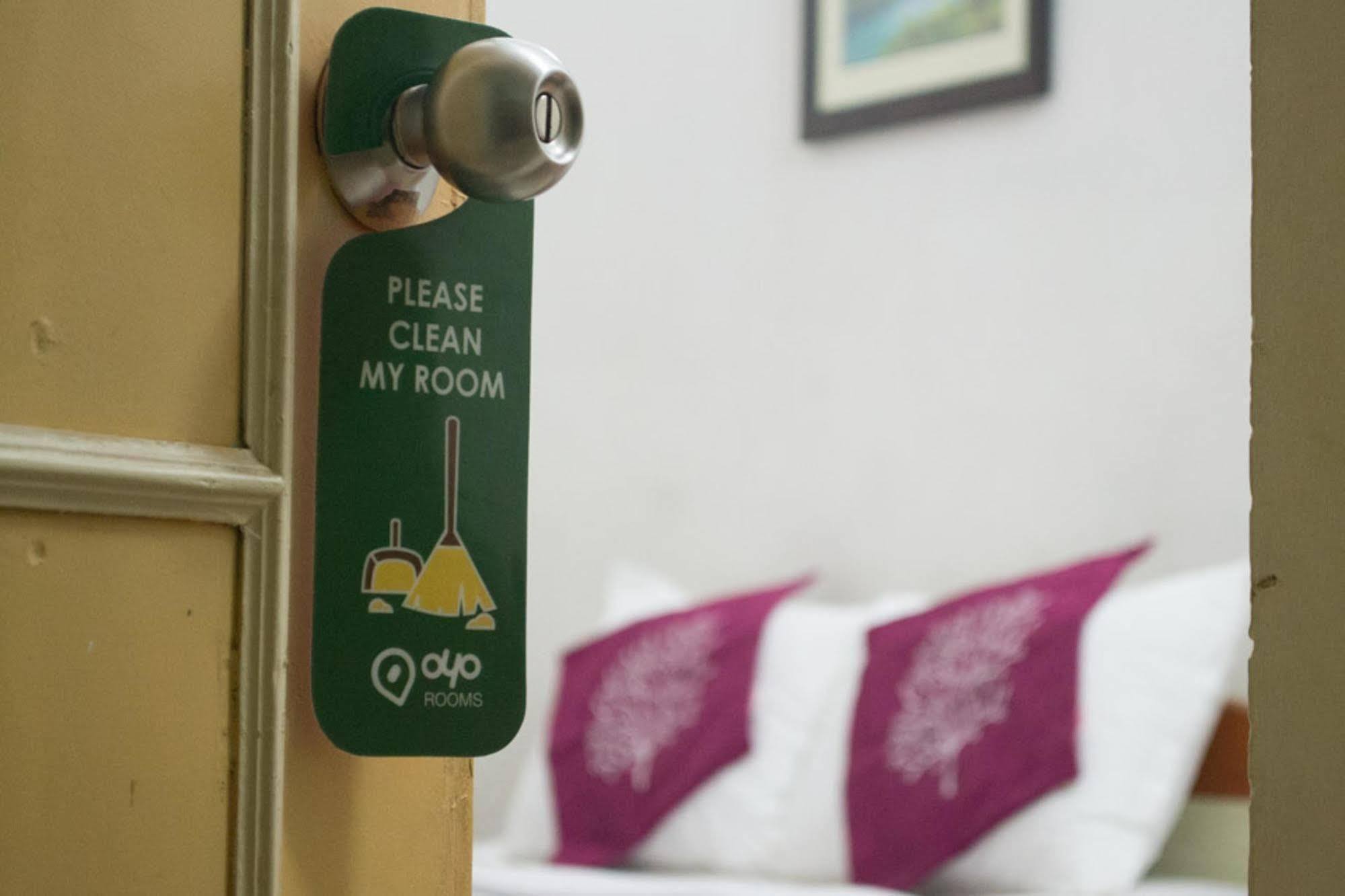 Oyo 1359 Hotel Best Inn Bhubaneswar Dış mekan fotoğraf