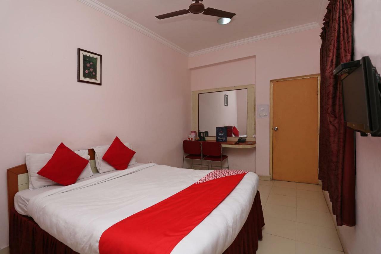 Oyo 1359 Hotel Best Inn Bhubaneswar Dış mekan fotoğraf