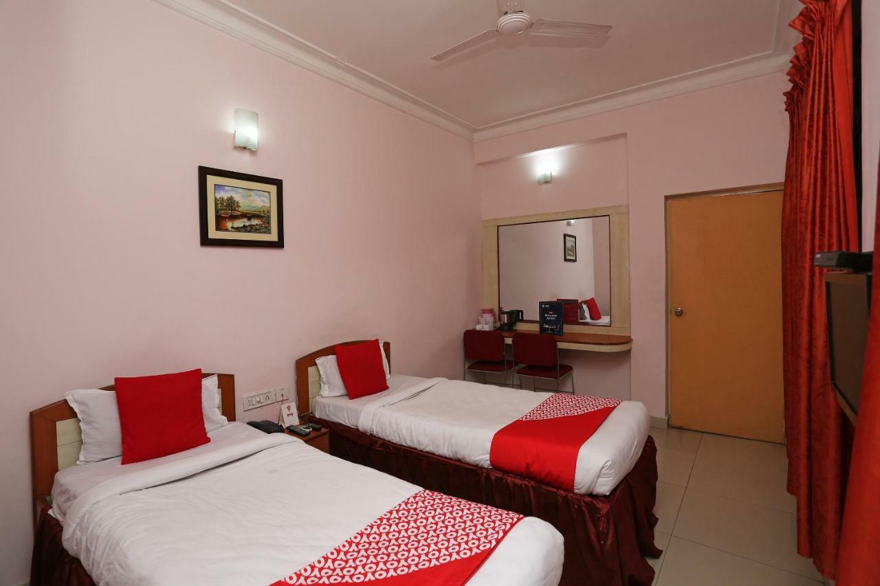 Oyo 1359 Hotel Best Inn Bhubaneswar Dış mekan fotoğraf